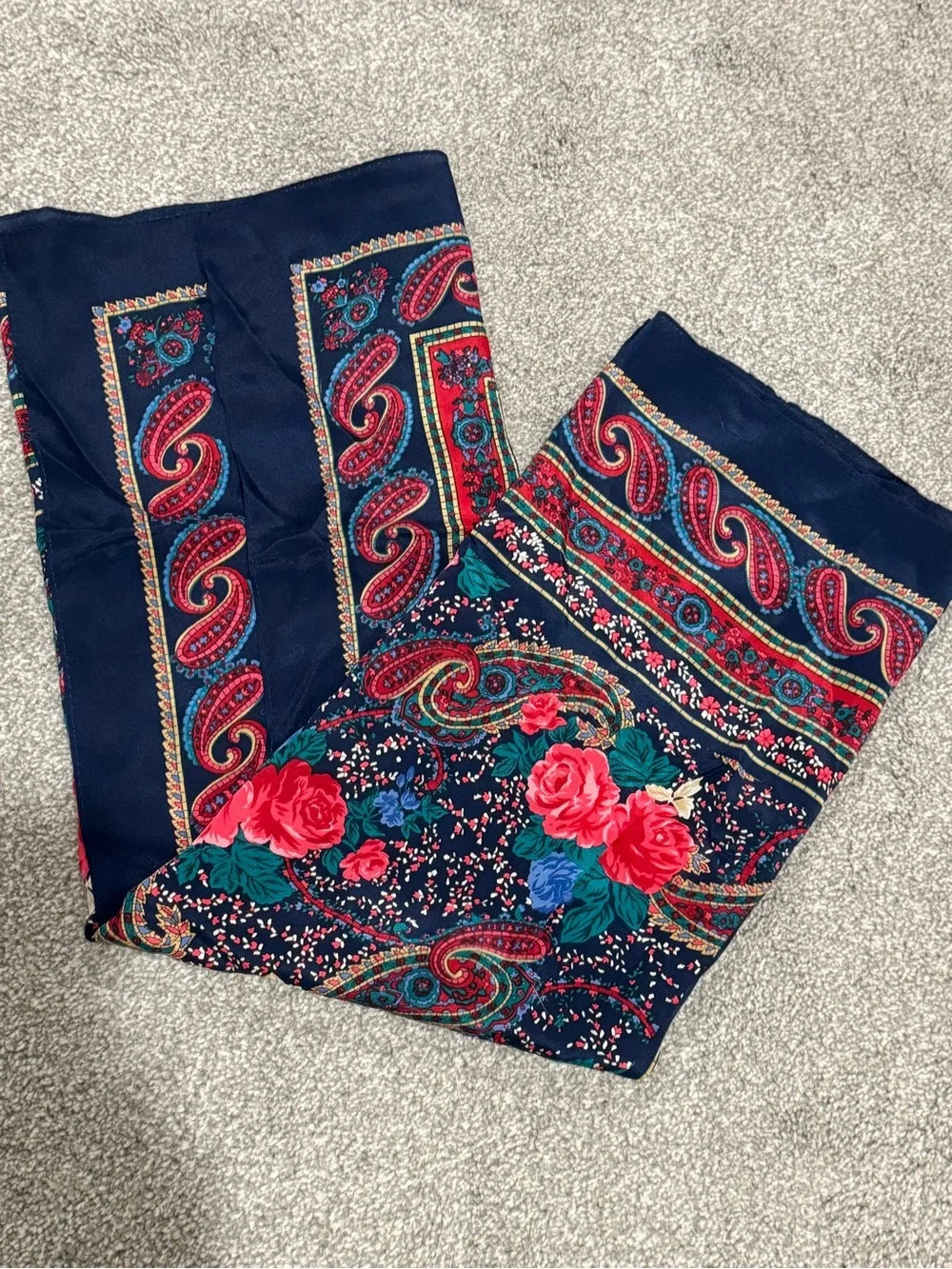 ✨🌸VTG Women’s Floral Paisley Festival Boho Silk Head Wrap Scarf